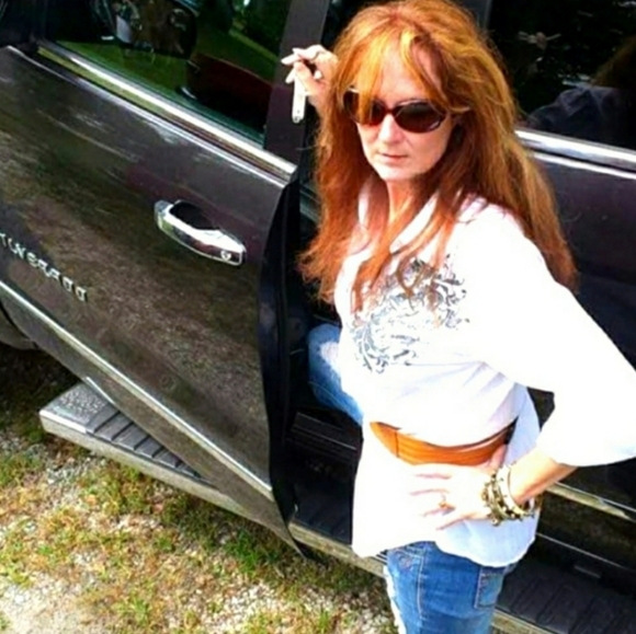 825K,  LIKE 4 BLUES DROPS!  Xo Carol PLS SHARE & ALWAYS GAIN NEW FOLLOWERS! Xo - Picture 10 of 16